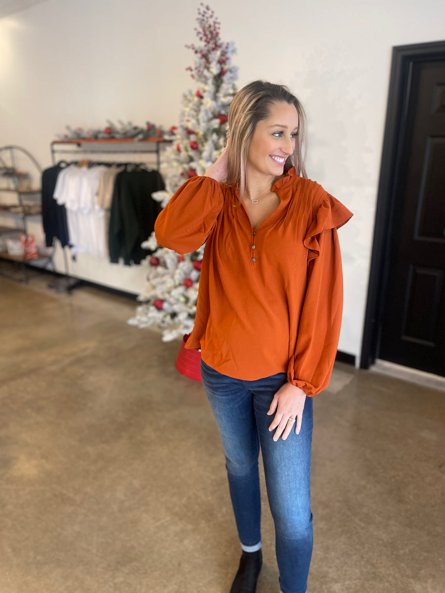 orange blouse outfit
