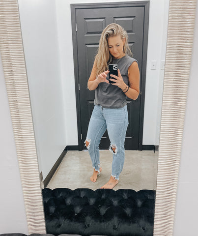 High Rise Destroyed Straight Cropped Jeans